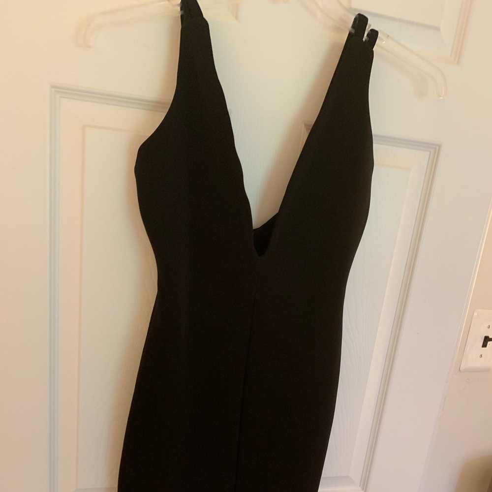 V neck dress